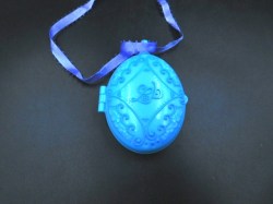blue locket front